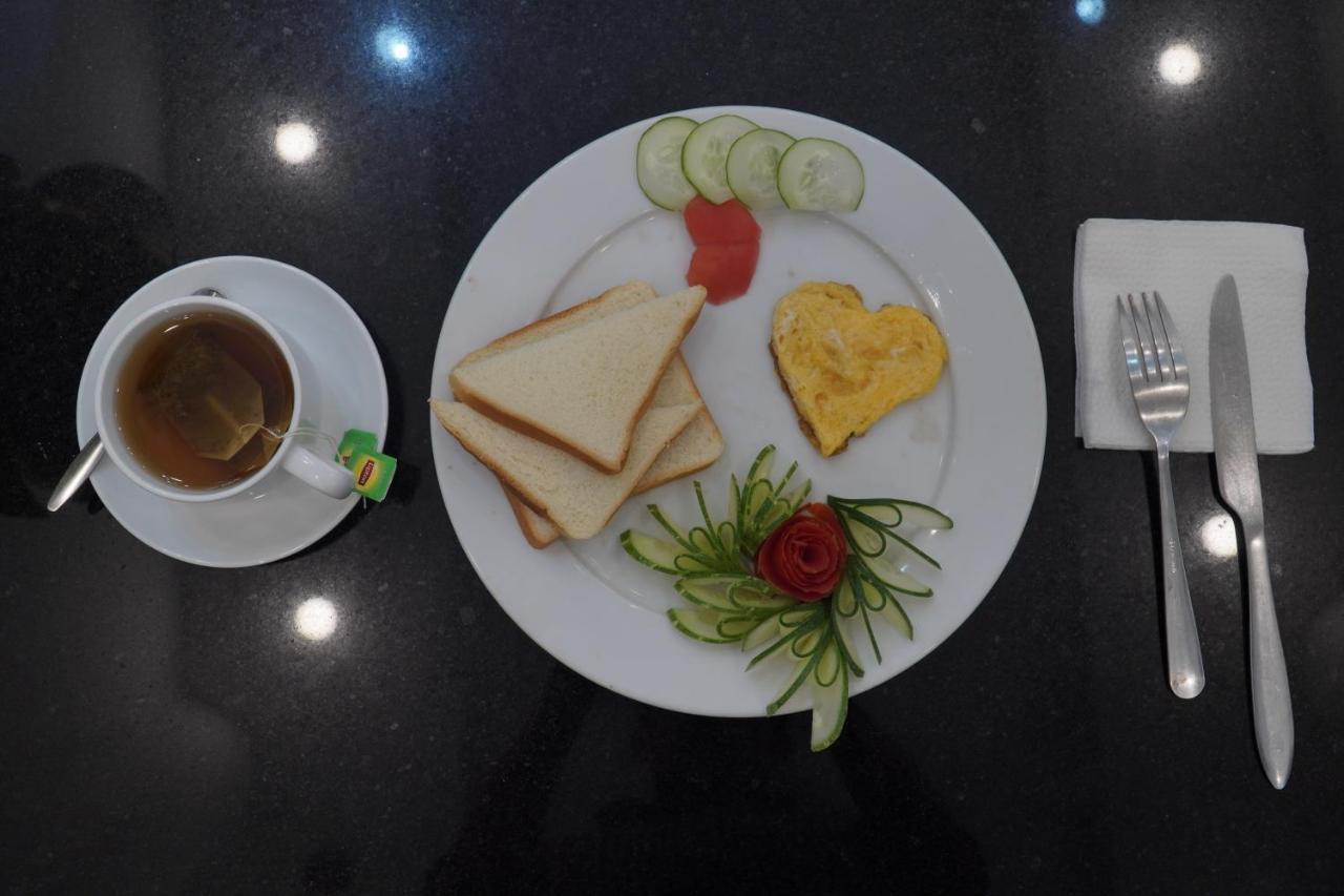 Thuc At 3Am - Hanoi Lotus Zewnętrze zdjęcie